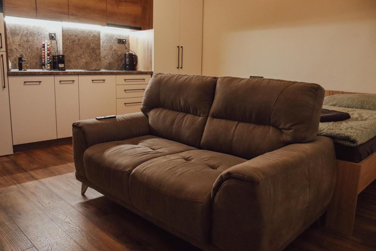 Iq Apartments Прешов Экстерьер фото
