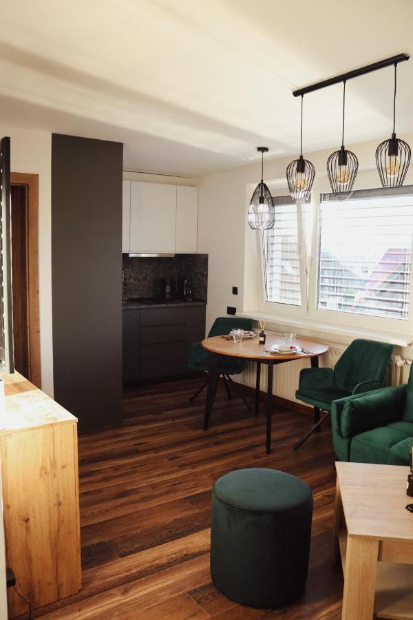 Iq Apartments Прешов Экстерьер фото