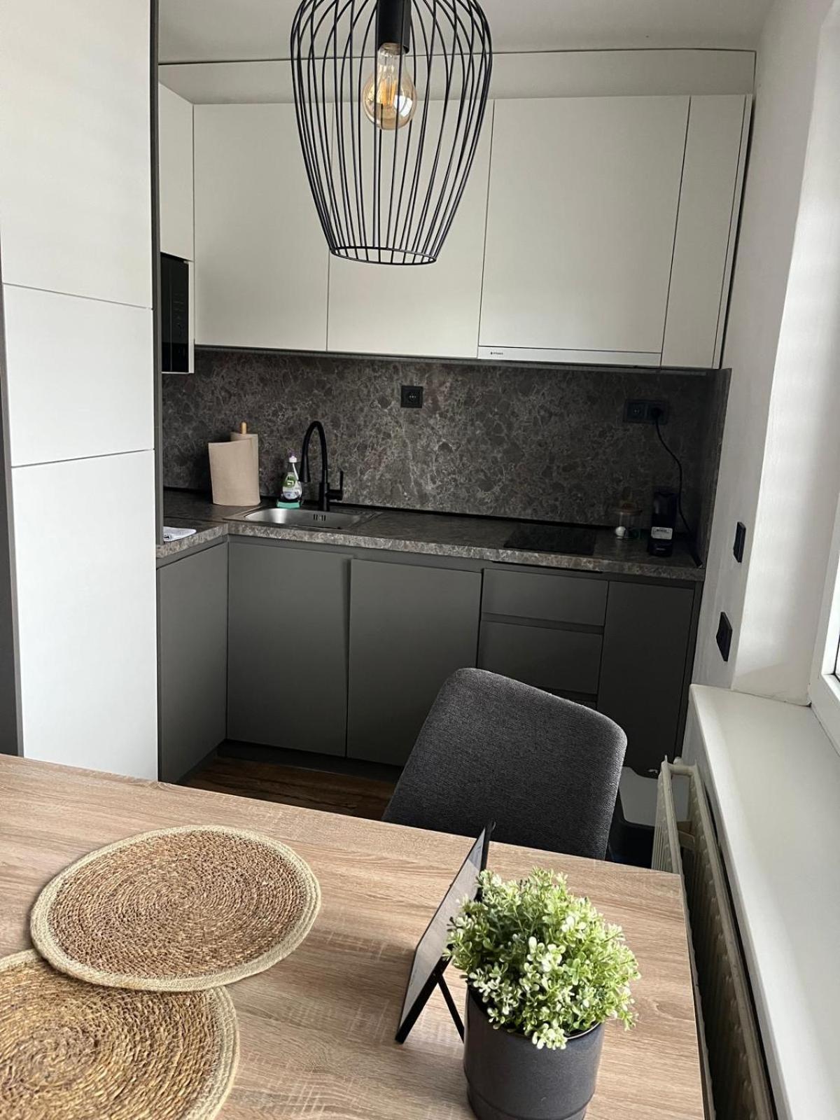 Iq Apartments Прешов Экстерьер фото