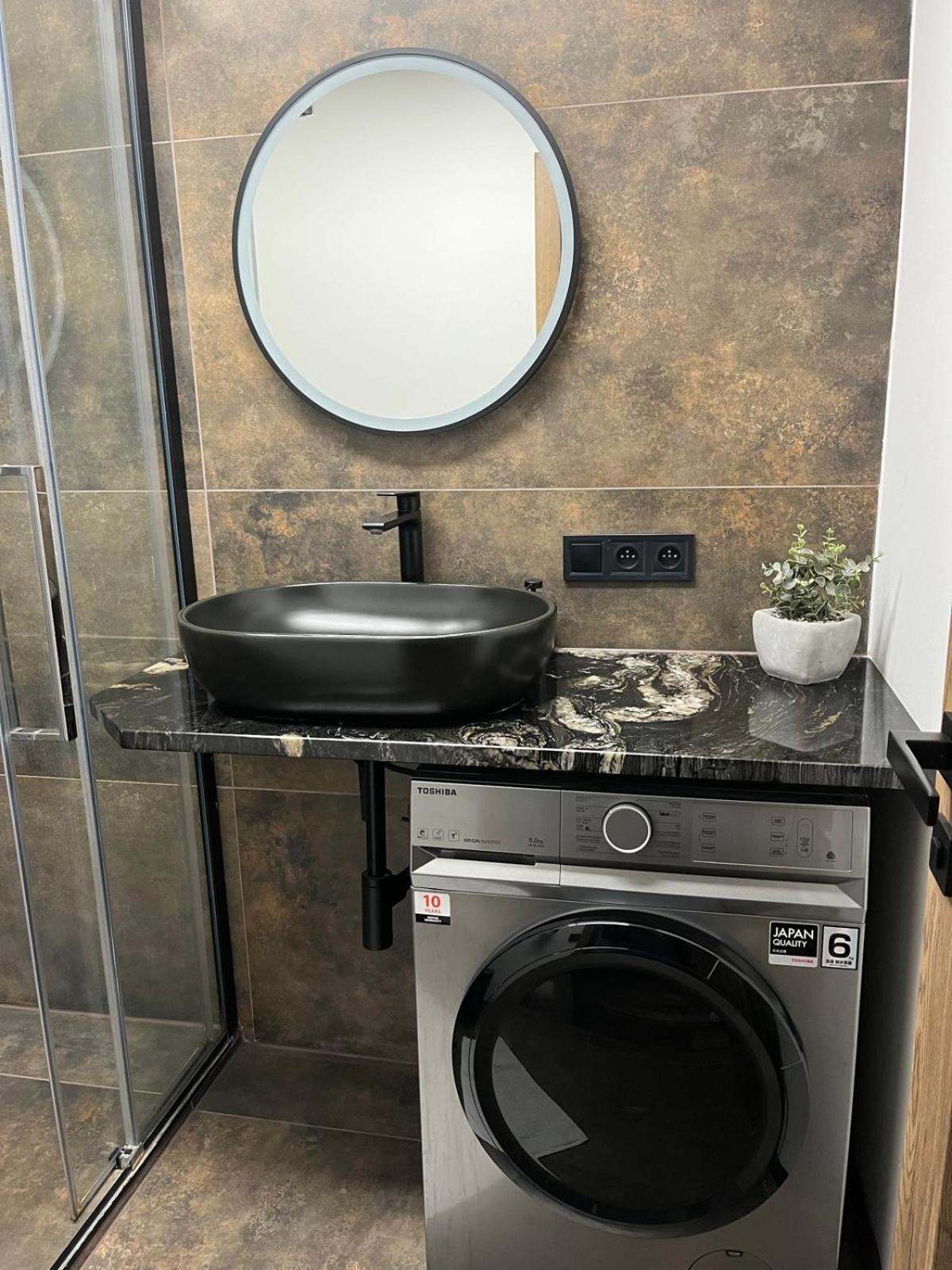 Iq Apartments Прешов Экстерьер фото