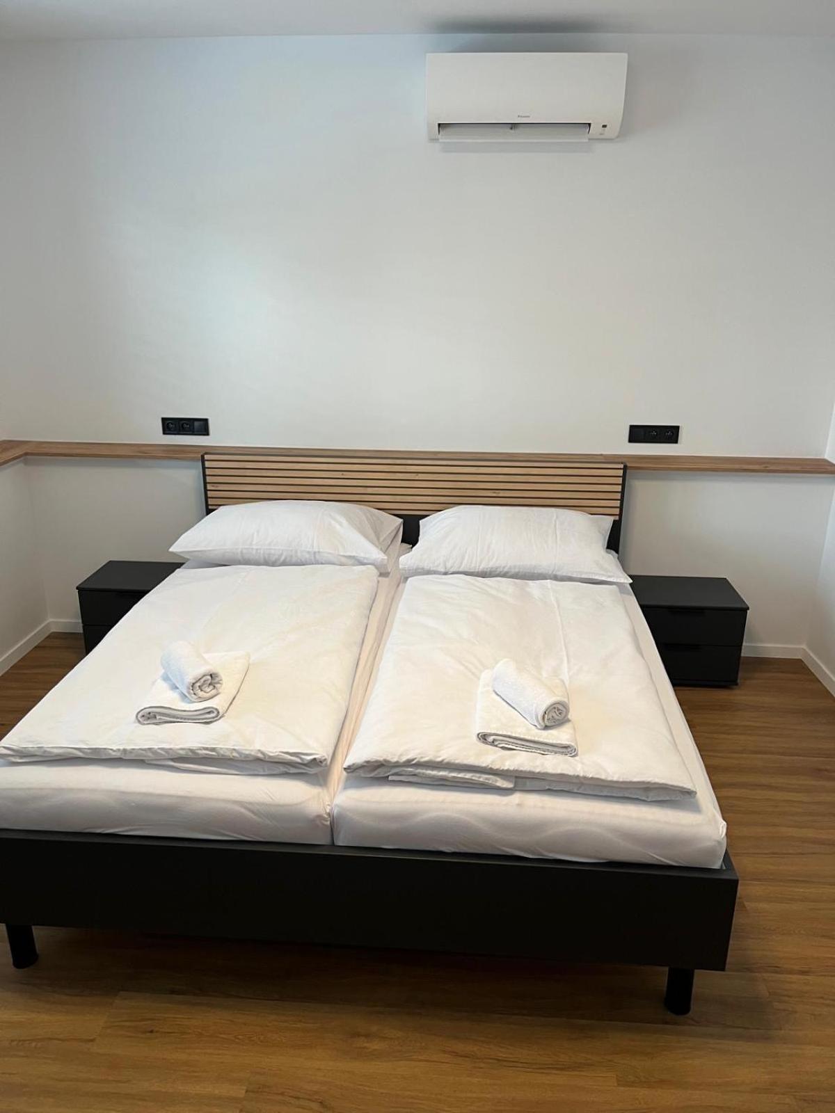 Iq Apartments Прешов Экстерьер фото
