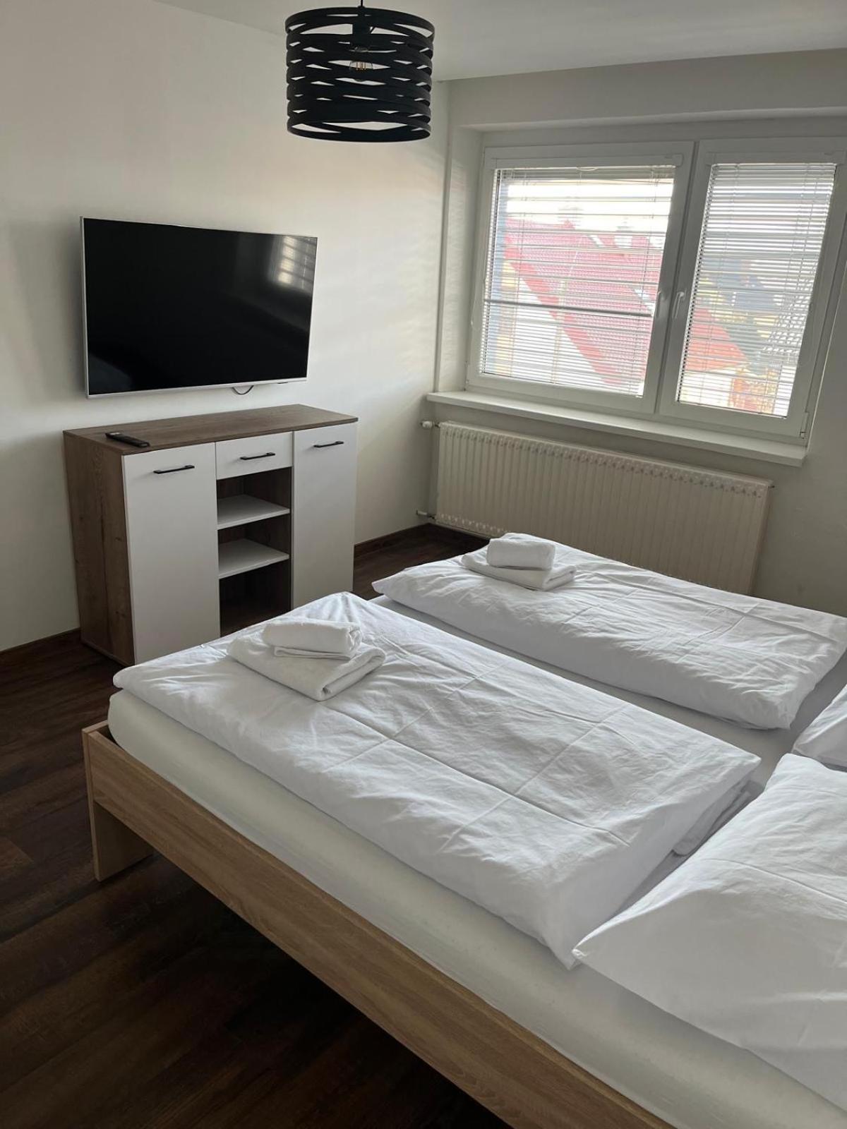 Iq Apartments Прешов Экстерьер фото